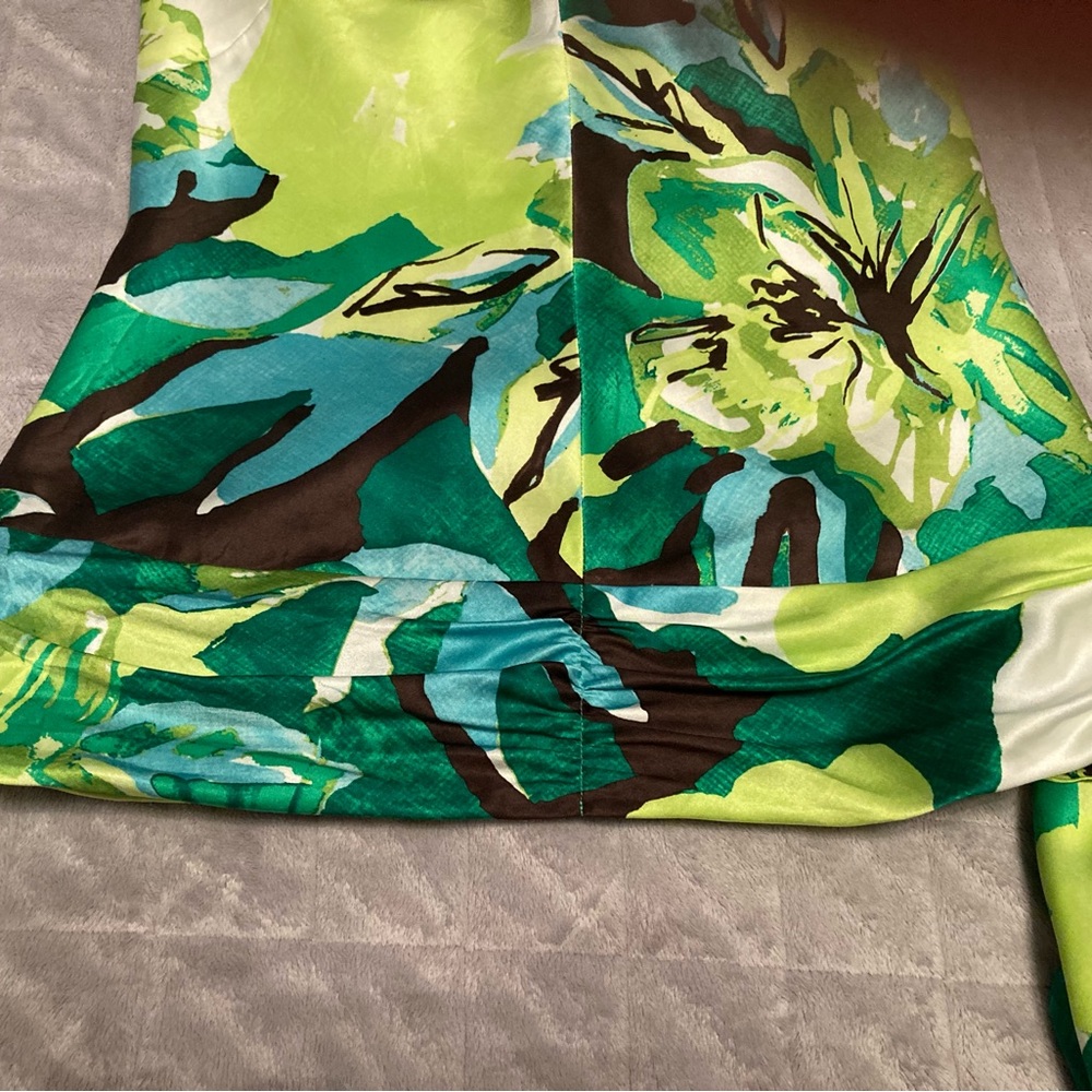 Halter Top - Picture 6 of 12